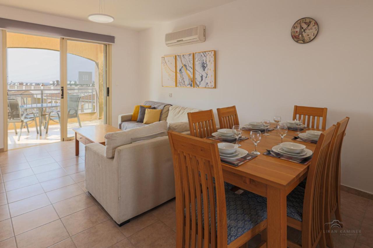 Royal Seacrest Crown-Jewel, 2B, Pools, Sea, Center Apartamento Pafos Exterior foto